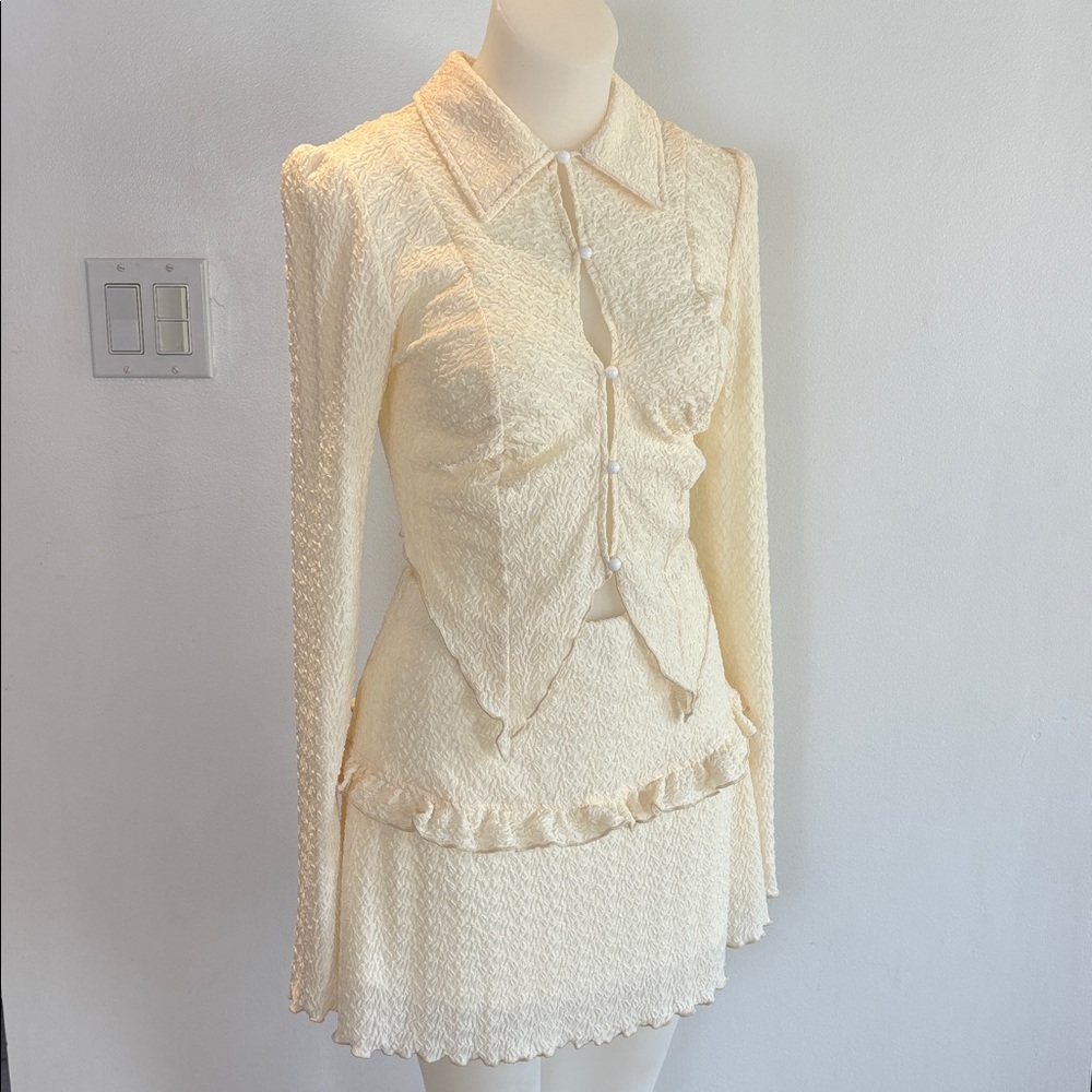 RARE - SHEIN Cream Textured Long Sleeve Ruffle Skirt Set